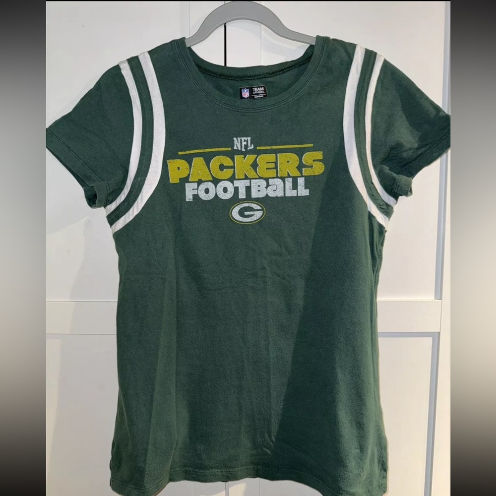 NFL TEAM APPAREL GREEN BAY PACKERS WOMENS SHIRT MEDIUM FOOTBALL TEE